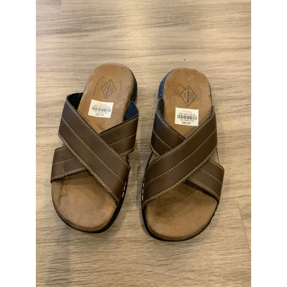 Mens St. John's Bay Sandals Slip-On Size 9 Brown Vacation Boho Scandinavian Euro